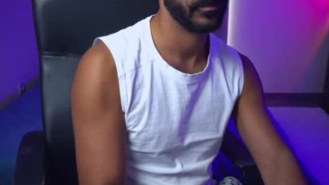 Snapshot of xxxhabibi chatting on October 15, 4:41 pm xxxhabibi online show from October 15, 4:41 pm