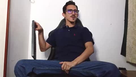 Kev online show from February 11, 10:24 pm