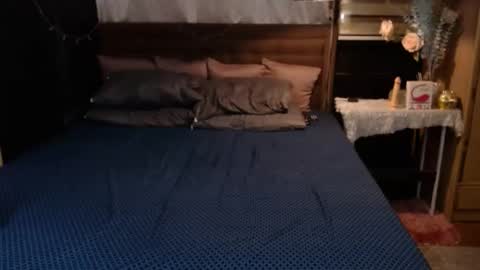 Angela online show from January 18, 11:58 pm