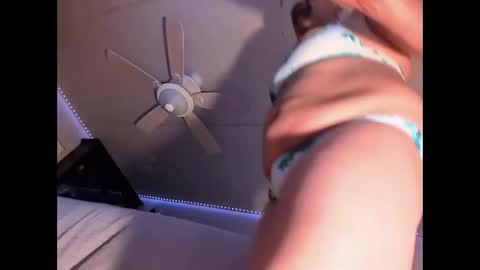 Xzbib online show from January 2, 2:02 pm