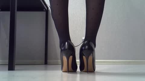 Dina online show from March 5, 7:28 am