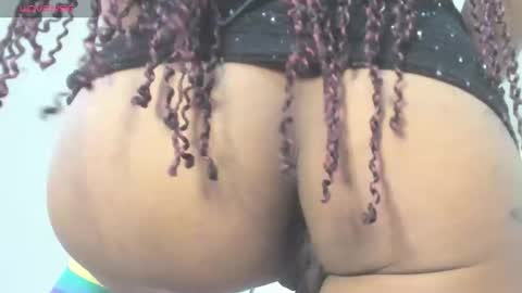yailin_04 online show from May 13, 6:17 pm