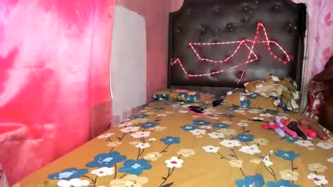 yani 69 online show from February 28, 1:59 pm