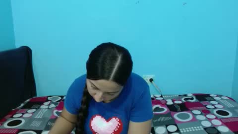 yara_breeze online show from May 28, 7:23 pm