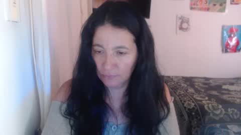 Snapshot of yasmin_love85 chatting on January 28, 6:07 pm yasmin_love85 online show from January 28, 6:07 pm