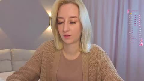 Snapshot of yeah_i_want chatting on October 21, 7:24 am Loe online show from October 21, 7:24 am