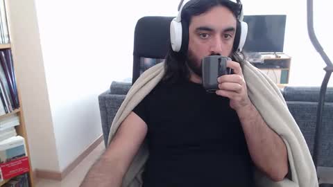 yeeaahoo online show from November 19, 10:03 am