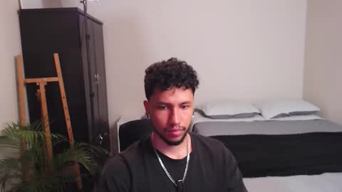 yeff online show from March 4, 11:46 pm