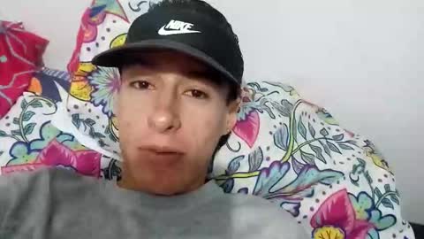 Snapshot of yeisongomezz chatting on October 16, 11:58 pm yeisongomezz online show from October 16, 11:58 pm