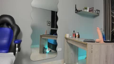 yelena03 online show from January 17, 10:18 pm