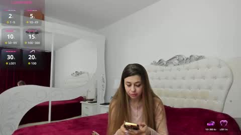 yennefer13 online show from April 4, 8:38 pm