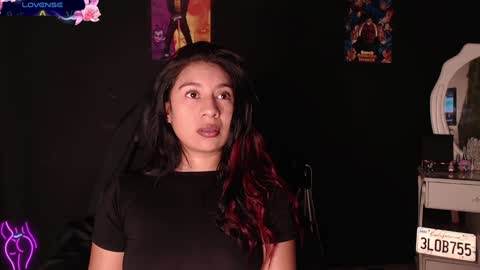 Snapshot of yes2802 chatting on January 9, 2:07 pm Yesi online show from January 9, 2:07 pm