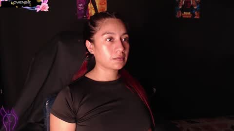 Snapshot of yes2802 chatting on January 15, 5:37 pm Yesi online show from January 15, 5:37 pm