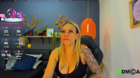 yessika_parker online show from March 19, 9:15 am