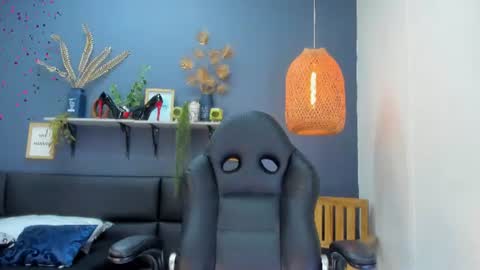 yessika_parker online show from July 22, 9:00 am