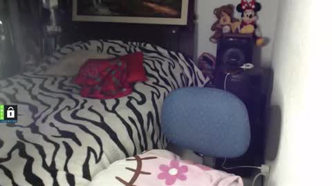 Andrea online show from March 10, 11:51 pm