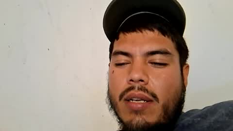 yisuscry66 online show from June 14, 3:19 am