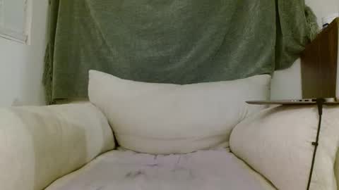 Yngstud24 online show from October 25, 4:24 am