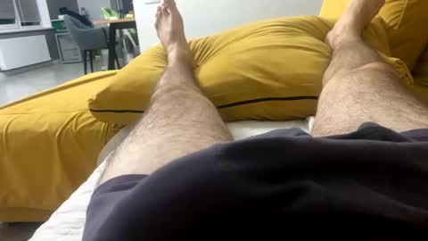 Snapshot of ynno31 chatting on October 1, 10:30 pm Giannis online show from October 1, 10:30 pm