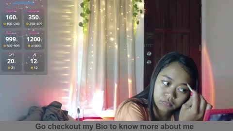 yoga_yogi online show from March 9, 10:41 pm