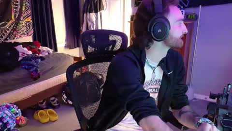 Yogurtmaker online show from January 11, 1:33 am