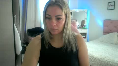 yokiko online show from December 15, 1:40 pm