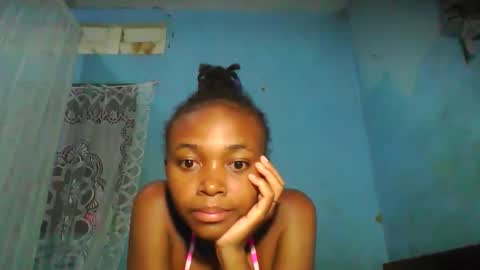 yolandrina90 online show from October 21, 5:49 pm