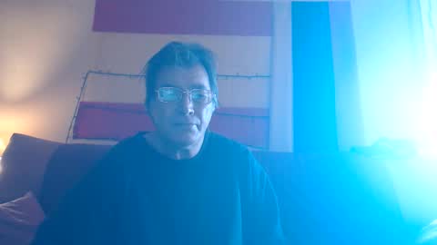 yosep online show from October 28, 12:06 pm