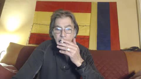 yosep online show from February 3, 7:35 am