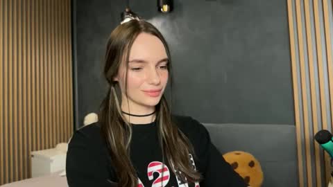 you_already_know_mee online show from May 1, 11:21 pm