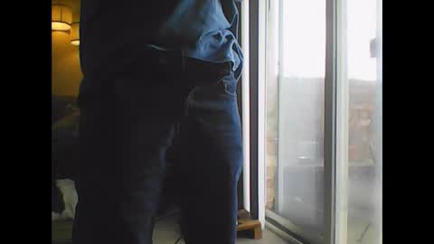 Snapshot of youneverknowimight2 chatting on December 4, 5:38 pm kindahorny online show from December 4, 5:38 pm