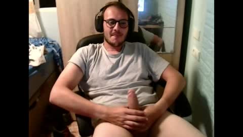 A... online show from May 14, 9:02 pm