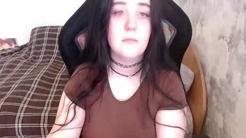 your_8a8y online show from June 9, 2:39 pm
