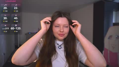 Julia Please Thumbs up me   online show from March 23, 5:34 am