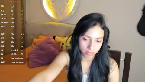 mia3 online show from May 1, 4:17 am