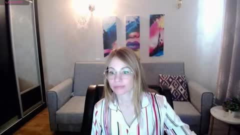 Snapshot of your_crush_12 chatting on October 21, 7:02 am your_crush_12 online show from October 21, 7:02 am