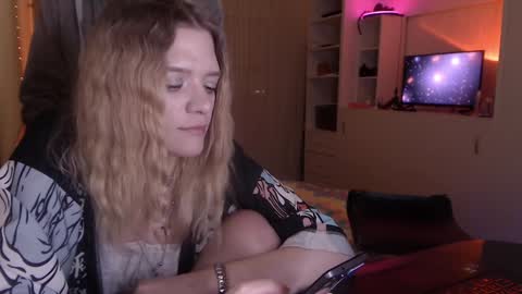 Snapshot of your_horny_friends chatting on February 5, 11:39 pm Your Horny Friends online show from February 5, 11:39 pm