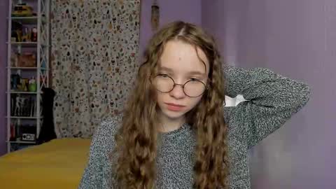 Snapshot of your_leslie chatting on September 21, 4:55 pm Leslie online show from September 21, 4:55 pm