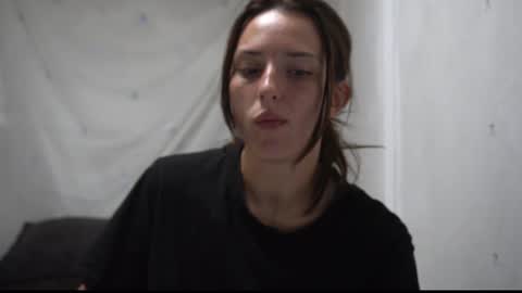 Snapshot of your_little_flexible_girl chatting on September 12, 9:06 pm Meri online show from September 12, 9:06 pm