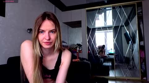 Nina online show from May 11, 10:44 am