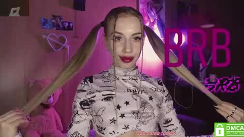 Alice  online show from April 13, 11:31 pm