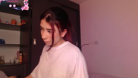 Snapshot of your_rosalie chatting on September 25, 3:57 am your_rosalie online show from September 25, 3:57 am
