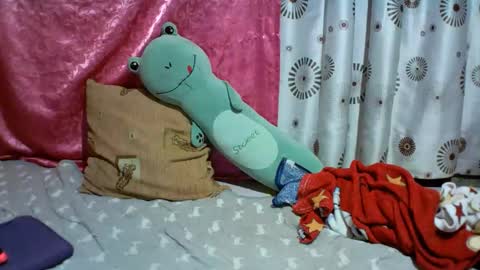 yourasian_lover29 online show from November 24, 2:38 pm