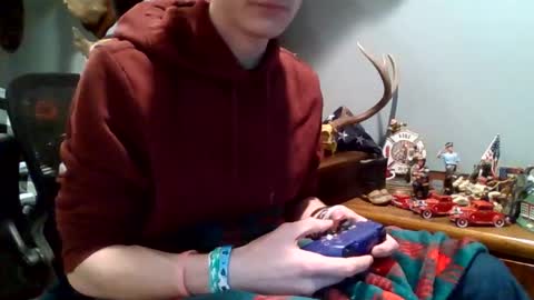 yourbitch1762 online show from March 5, 9:35 pm