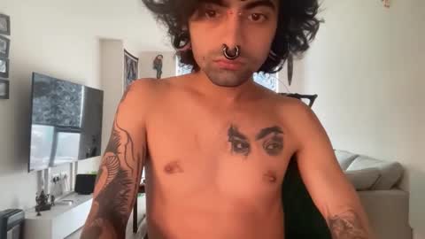 yourboo25 online show from March 8, 1:26 pm