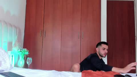 YOURBOYNEXTDOOR online show from February 17, 5:34 pm