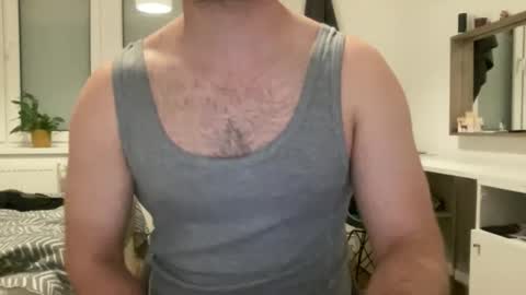 yourchattyboy online show from April 17, 10:34 pm