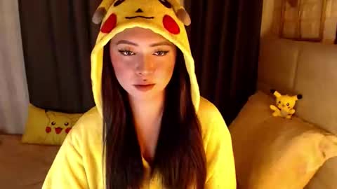 JEN  online show from April 9, 7:03 am