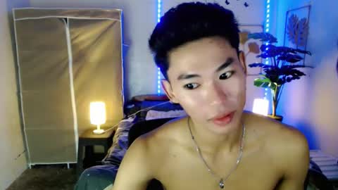 Rence online show from March 9, 2:27 am