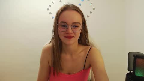 Snapshot of yourdreamray chatting on October 24, 5:14 pm Lana online show from October 24, 5:14 pm